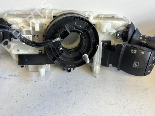 Used Steering column stalk RENAULT MEGANE III Grandtour (KZ0/1) 1.5 dCi (KZ09, KZ0D, KZ1G, KZ29, KZ14, KZ1W, KZ10, KZ1F,... (110 hp) 21345628