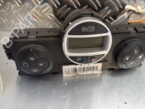 AC Styreenhet / Manøvreringsenhet RENAULT MEGANE II (BM0/1_, CM0/1_) 1.6 16V (112 hp) 28100508