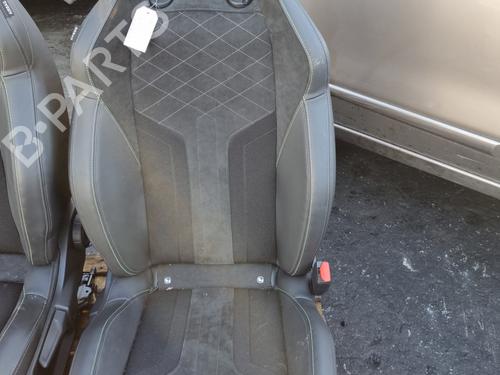 Used Right front seat PEUGEOT 2008 II (UD_, US_, UY_, UJ_, UR_, UC_) 1.2 PureTech 130 (USHNS, URHNS) (130 hp) 21339910