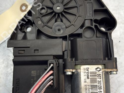 Right front window motor RENAULT MEGANE III Hatchback (BZ0/1_, B3_) 1.5 dCi (BZ0C) | BP25474964E20 