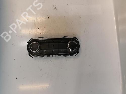 Used Climate control MERCEDES-BENZ A-CLASS (W176) A 160 (176.041) (102 hp) 21328386