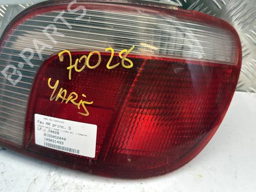 Used Right taillight TOYOTA YARIS (_P1_) 1.0 (SCP10_, SCP10R) (68 hp) 27386972
