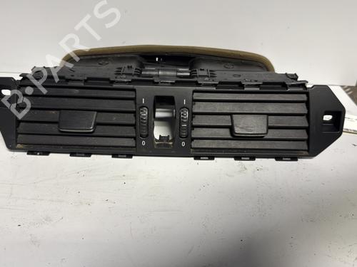 Used Air vent BMW 5 (E60) 530 d (231 hp) 21353051