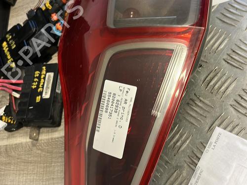 Used Right taillight RENAULT MEGANE II Estate (KM0/1_) 1.5 dCi (KM16, KM1E) (106 hp) 21339573