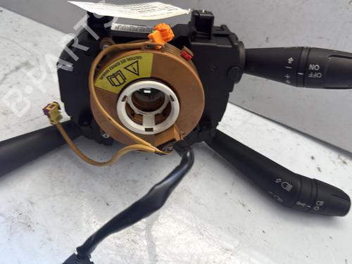 Used Steering column stalk ALFA ROMEO MITO (955_) 1.4 TJet (955AXA1B) (155 hp) 27212801