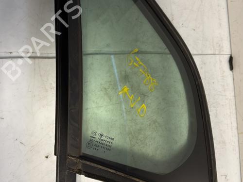 Front right quarter glass CITROËN C3 II (SC_) 1.2 VTi 82 | BP22438683C112 