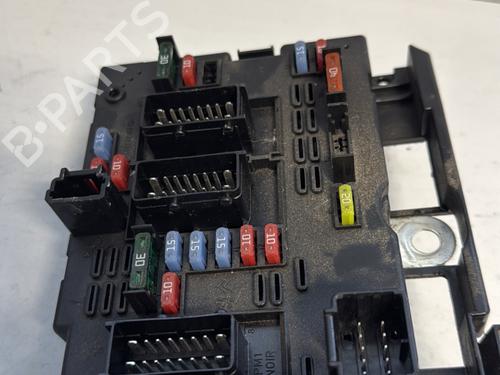 Used Fuse box PEUGEOT 206+ (2L_, 2M_) 1.4 HDi eco 70 (68 hp) 21340156