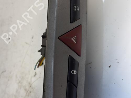 Used Warning switch PEUGEOT 308 I (4A_, 4C_) 1.6 HDi (112 hp) 21785640
