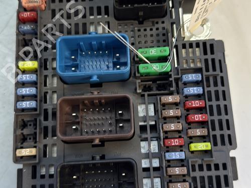 Used Fuse box CITROËN C4 II (NC_) 1.6 BlueHDi 120 (120 hp) 27271153