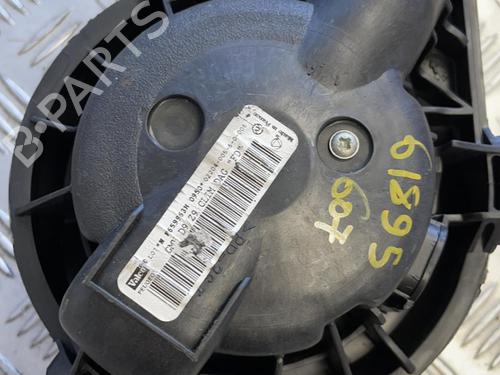 Used Heater blower motor PEUGEOT 607 (9D, 9U) 2.7 HDi 24V (204 hp) 21334878