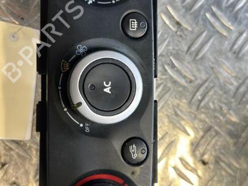 Used Climate control RENAULT MEGANE III Grandtour (KZ0/1) 1.5 dCi (86 hp) 21349259