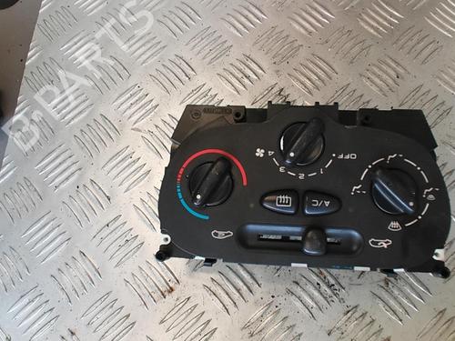 Climate control PEUGEOT 206 CC (2D) 1.6 16V (2DNFUF, 2DNFUR) | BP21847414I5 