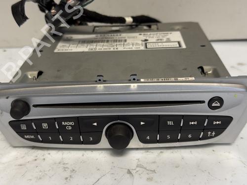 Used Radio RENAULT MEGANE III Coupe (DZ0/1_) 2.0 dCi (DZ0L) (160 hp) 21331640