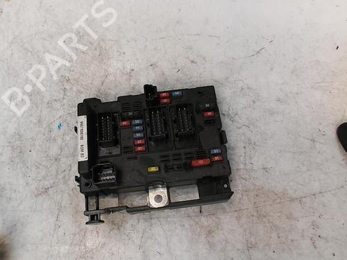 Used Fuse box PEUGEOT 206 Hatchback (2A/C) 1.6 16V (109 hp) 21358275
