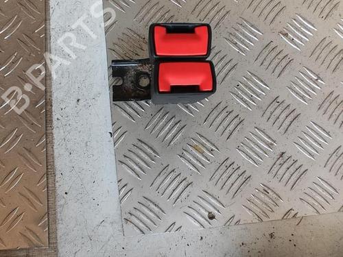 Used Seat buckle FORD FIESTA VI (CB1, CCN) 1.25 (60 hp) 21336025