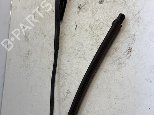 Used Front windshield wiper arm FIAT 500 C (312_) 1.3 D Multijet (312CXB1A) (75 hp) 23798076