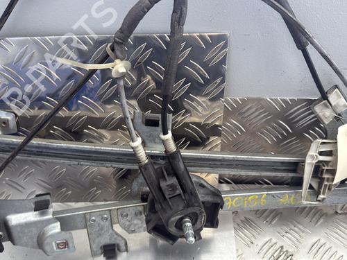 Rudehejsemekanisme Højre foran CITROËN BERLINGO / BERLINGO FIRST Box Body/MPV (M_) 1.9 D 70 (MBWJZ, MCWJZ) (69 hp) 28099175