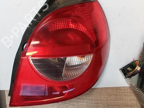 Used Right taillight RENAULT CLIO III (BR0/1, CR0/1) 1.5 dCi (BR17, CR17) (86 hp) 21352097