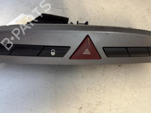 Used Warning switch PEUGEOT 308 I (4A_, 4C_) 1.6 HDi (109 hp) 26172319