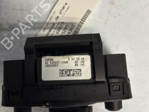 Headlight switch FORD FIESTA VI (CB1, CCN) 1.4 TDCi | BP22438774I24