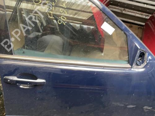 Used Right front door MERCEDES-BENZ E-CLASS (W210) E 220 CDI (210.006) (143 hp) 21350959
