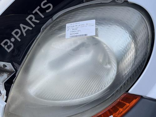 Left headlight RENAULT TRAFIC II Van (FL) 1.9 dCi 80 (FL0B) | BP21561298C28 