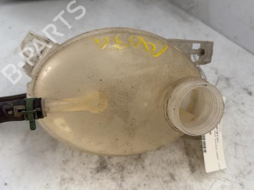Used Expansion tank RENAULT CLIO IV Grandtour (KH_) 1.5 dCi 90 (KHN3, KHN4) (90 hp) 24940521
