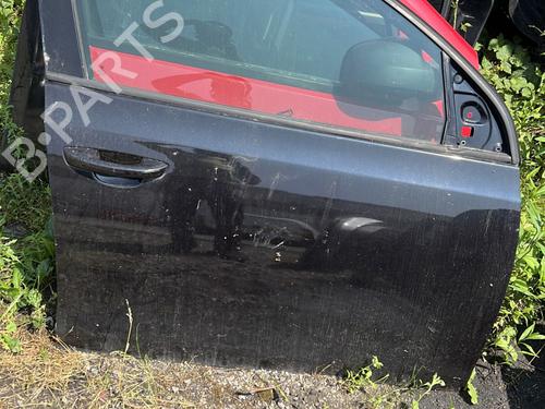 Right front door VW GOLF VI (5K1) 1.6 | BP25469603C3