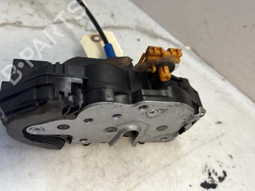 Front right lock OPEL ASTRA J (P10) 1.4 Turbo (68) | BP27273638C97