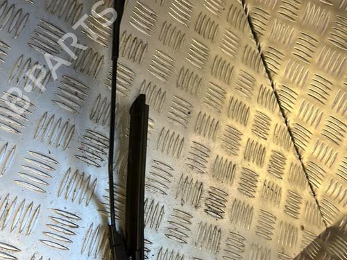 Used Front windshield wiper arm CITROËN DS3 (SA_) 1.6 VTi 120 (120 hp) 21356793