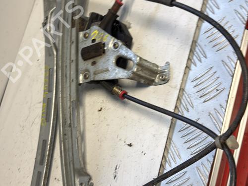 Rudehejsemekanisme ventre foran PEUGEOT 206 Hatchback (2A/C) 1.4 i (75 hp) 21355746