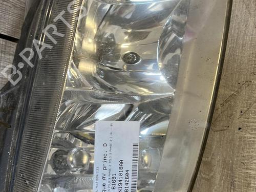 Used Right headlight VW POLO (6N2) 1.4 (60 hp) 21331264