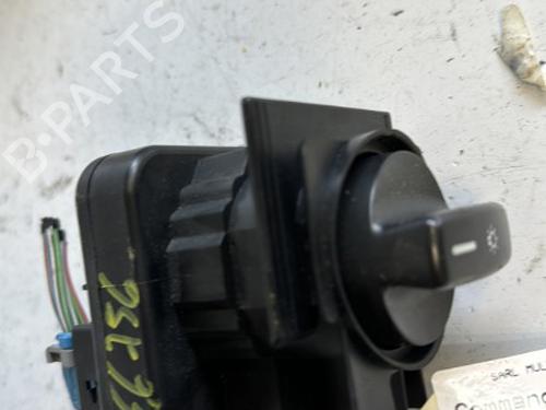 Used Headlight switch MERCEDES-BENZ B-CLASS Sports Tourer (W245) B 180 CDI (245.207) (109 hp) 21337369
