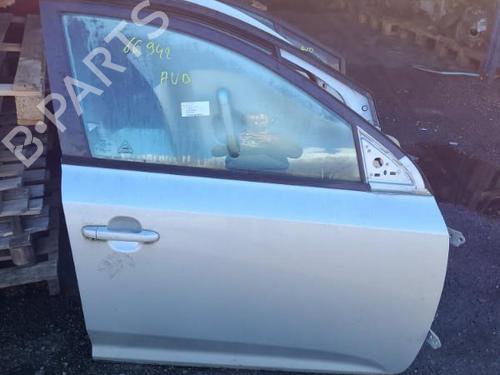 Used Right front door KIA CEE'D Hatchback (ED) 1.6 CRDi 90 (90 hp) 21349814