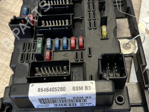 Used Fuse box PEUGEOT 206 Hatchback (2A/C) 1.6 16V (109 hp) 21354342