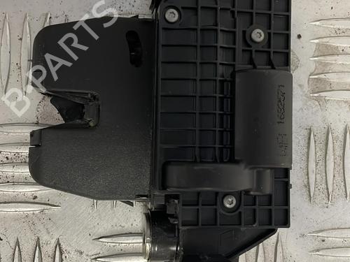 Used Tailgate lock PEUGEOT 208 I (CA_, CC_) 1.6 BlueHDi 100 (100 hp) 21350392