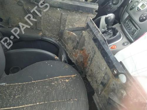 Radio RENAULT SCÉNIC II (JM0/1_) 1.9 dCi (JM14) | BP21341817E6 