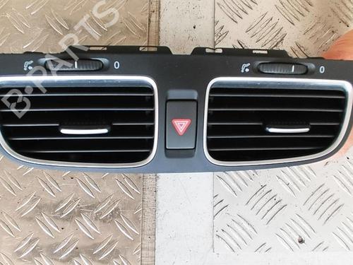 Air vent VW GOLF VI (5K1) 1.6 TDI | BP21329136I21 