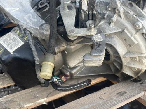 Used Gearbox DACIA SANDERO II 1.0 SCe 75 (B8JC, B8JD) (73 hp) 21335228