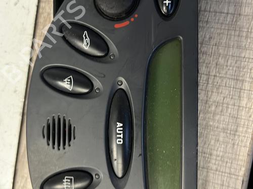 Used Climate control CITROËN C5 I Break (DE_) 2.2 HDi (DE4HXB, DE4HXE) (133 hp) 21357154
