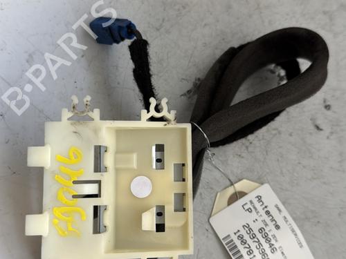 Antenne/Base RENAULT ZOE (BFM_) ZOE (92 hp) 23797873
