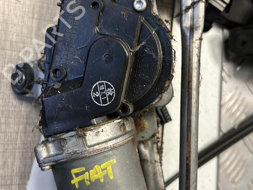 Used Front wiper motor FIAT SEDICI (189_) 1.9 D Multijet (120 hp) 21330984