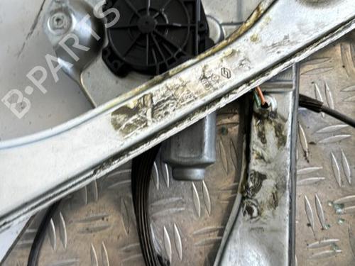 Used Front left window mechanism RENAULT CLIO III (BR0/1, CR0/1) 1.5 dCi (C/BR0G, C/BR1G) (68 hp) 21346059