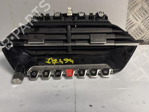Used Climate control PEUGEOT 208 II (UB_, UP_, UW_, UJ_) e-208 (136 hp) 22232694