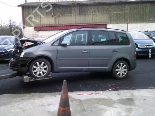 Steering column stalk VW TOURAN (1T1, 1T2) 2.0 TDI 16V | BP21343253I23 