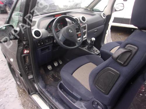 Instrument cluster PEUGEOT 1007 (KM_) 1.6 HDi | BP21359446C47 