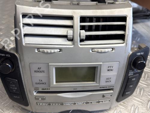 Radio TOYOTA YARIS (_P9_) 1.0 VVT-i (KSP90_, KSP90R) | BP27327642E6 
