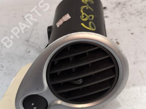 Used Air vent RENAULT CLIO III (BR0/1, CR0/1) 1.5 dCi (BR17, CR17) (86 hp) 21679917