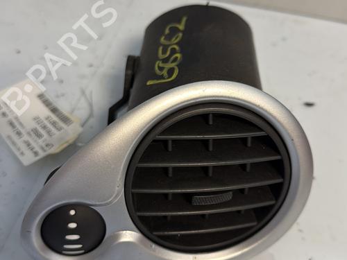 Air vent RENAULT CLIO III (BR0/1, CR0/1) 1.5 dCi (BR17, CR17) | BP22232715I21 