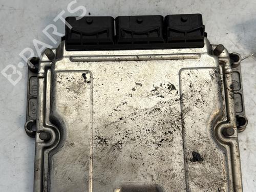 Used Engine control unit (ECU) RENAULT MASTER II Van (FD) 2.2 dCI 90 (90 hp) 27699550